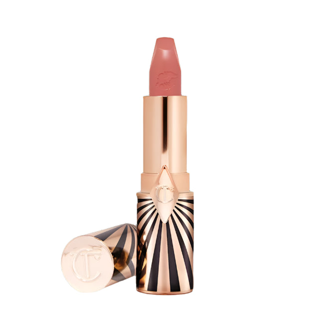 Discover In Love With Olivia, a super-flattering, sumptuous pink in homage to Olivia Palermo. This lipstick looks amazing on everyone – it’s your lips but better!