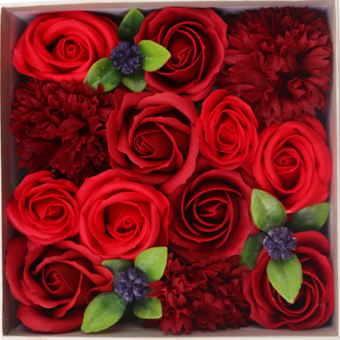 Capture the timeless elegance of red roses in the Soap Flower Gift Square Box. This classic gift set is designed to convey love, romance, and appreciation in a truly beautiful way.